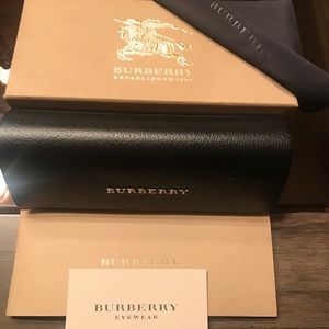 Burberry Eyewear Case Set w/ Micro Fiber Cloth